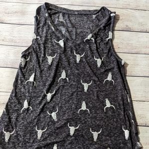 Zoe+ Liv Women's USA Tank, Large, Charcoal with cattle skulls